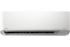Lắp Đặt Máy Lạnh Treo Tường Toshiba Cho Văn Phòng Nhỏ