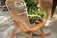Ghế bập bênh mây tự nhiên