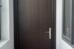 Báo Giá Cửa Nhựa Composite Phủ Da