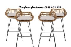 Ghế quầy bar chân sắt nhựa giả mây