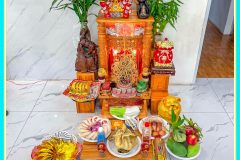 Mâm cúng thần tài – thổ địa giúp kinh doanh phát đạt tại Cần Thơ.