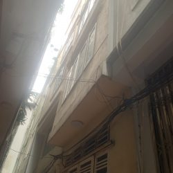 NHÀ ĐẸP - SIÊU HIẾM – CÁCH NGÃ 4 ĐƯỜNG VÀI BƯỚC CHÂN