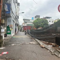 Bán đất phố trạm 60M ô tô tránh vào ra long biên