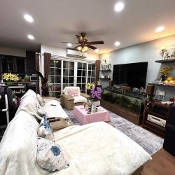 Chính chủ bán căn góc nội thất xịn bền đẹp, căn hộ nhiều as, bancong đông nam