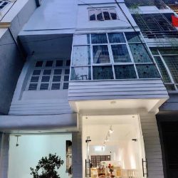 Chính chủ bán nhà phân lô lĩnh nam 6 tầng vỉa hè ô tô kinh doanh hoàng mai