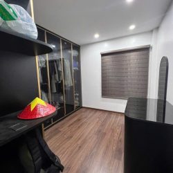 Bán nhà nguyễn chính 5 tầng thang máy long lanh ô tô tránh KD sầm uất Hoàng Mai