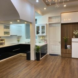 Bán nhà khu Tam Trinh, ô tô sát nhà, gần mặt phố,  gần Mettro, tiện ích ngập trà