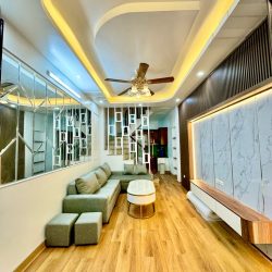 Bán Nhà Nam Dư- 5 tầng oto đỗ cửa giá 4.68 tỷ