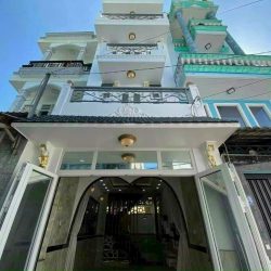 Nhà cực đẹp, sang trọng phù hopwj mở văn phòng công ty, hoặc ở gia đình rất đẳng