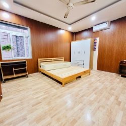 Bán nhà bạch mai 5 tầng long lanh 20M ra phố hai bà trưng