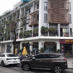 Bán Căn LK shophouse The Manor Central Park Nguyễn Xiển, 119m2 ô góc