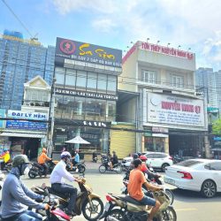 MẶT BẰNG KINH DOANH KHỦNG - HUỲNH TẤN PHÁT ngay Ngã tư đường Phú Thuận 