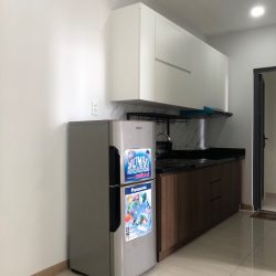 Chính chủ cần bán gấp căn 2 phòng ngủ Bcons tầng 11