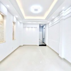 BÁN NHÀ 2 LẦU MỚI TOANG MT ĐS TÂN QUY - 13.2 TỶ - 0981.781.270 VĂN NHỰT