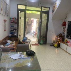 Bán 228M mặt phố 8 tháng 3 tặng nhà hai bà trưng