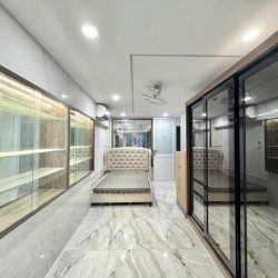 [O2372*] KHÔNG BAO GIỜ TRỐNG PHÒNG - SÁT ĐH VĂN LANG