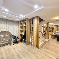 BÁN NHÀ SƯ VẠN HẠNH -  QUẬN 10 – HẺM NHỰA OTO NỘI THẤT CAO CẤP