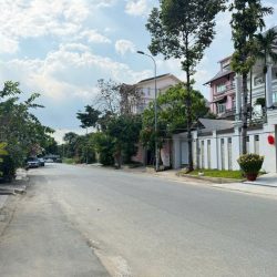 bán  Biệt thự sân vườn Compound VIP Hoa Hồng – Giá tốt nhất khu vực trần não -