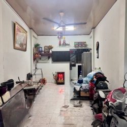 NHÀ CHÍNH CHỦ LÂU NĂM 2 TẦNG- GẦN HÀNG XANH- HẼM BA GÁC RỘNG RÃI 40M2 -NỞ HẬU-