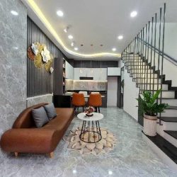 NHÀ 1 SẸC GẦN MẶT TIỀN - NGÃ 5 GÒ VẤP - MỚI ĐẸP - DỌN VÀO Ở LIỀN - QUẬN BÌNH