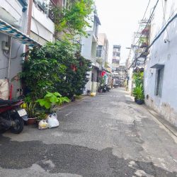 Nhà hẻm xe hơi, Huỳnh Thị Hai, Phường Trung Mỹ Tây,73m2 (ngang 5m)  Nhỉnh 5 tỷ.