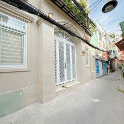 HÀNG NÓNG GIÁ RẺ QUẬN 7 CHỈ NHÌNH 6 TỶ