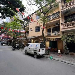 Chỉ 25.5 tỷ-90m x 6T thang máy-ô tô-kinh doanh-có hầm-1 nhà ra phố Kim Đồng,