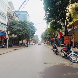 68 Tỷ - Tòa Văn Phòng Nguyễn Xiển 135m2, 8 Tầng Thông Sàn, Vỉa Hè Dòng Tiền KD