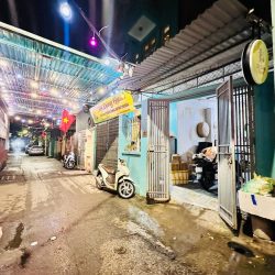 VIP KHU VỰC PHÚ - DÂN XÂY - OTO TRÁNH VÀO NHÀ - NỞ HẬU - NGÕ THÔNG - KINH DOANH