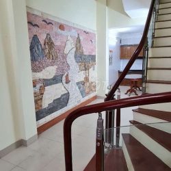 Miễn trung gian, chính chủ Cần cho thuê nhà nguyên căn ngõ 5 Hoàng Quốc Việt