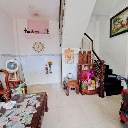 Bán nhà Mặt tiền Lê Quát - gần Hòa Bình, CV Đầm Sen, 8,6x10m, 2 Tầng, 3PN, chỉ