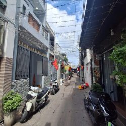 BÁN NHÀ MẶT TIỀN 1041 TRẦN XUÂN SOẠN, P. TÂN HƯNG, QUẬN 7