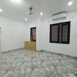 Bán nhà dòng tiền trần khát chân 7 tầng thang máy lô góc 10M ra phố hai bà trưng
