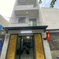 Nhà Đẹp Hẻm Rộng, Đã Hoàn Công, Dân Cư Đông ở Lê Đình Cẩn