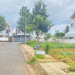 Bán khách sạn trung tâm, khu lô 90 liên nghĩa đức trọng, khu vip...