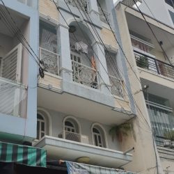 1 trệt 1 lửng 3 lầu, Thái Phiên, hẻm 8m, phường 8 Quận 11, vuông 37m, 7,2 tỷ