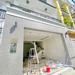 Nhà đẹp 2 lầu hẻm 935 Huỳnh Tấn Phát, Phú Thuận, Quận 7