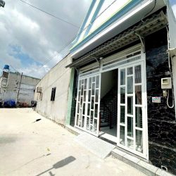 Nhà mới rất đẹp diện tích ngang 5m, đúc lửng 3 phòng ngủ, giáp quận 12