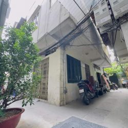 Hộ khẩu Hai Bà Trưng.Nhà phố Bạch Mai