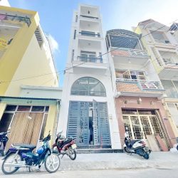 Bán nhà phố FULL nội thất cao cấp doanh thu 30tr/Th Q7