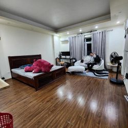 Bán nhà mặt phố chùa quỳnh 5 tầng long lanh hai bà trưng