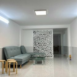 Bán nhà trong chung cư cán bộ hẻm xe hơi, vị trí vàng, sầm uất nhất Quận 1