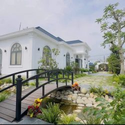 Villa sport club đẳng cấp nghỉ dưỡng cao cấp khuôn viên ao cá koi và sân Pickleb