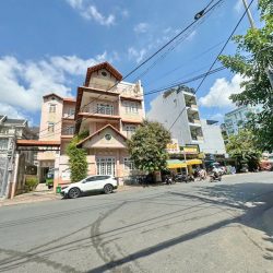 Cho thuê Biệt thự 500m2 khu Kiều Đàm Q7 - Giá chỉ 90tr.Th