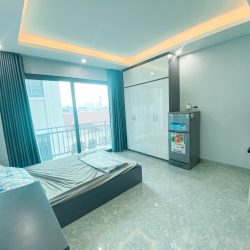 Bán nhà trần đại ngĩa 5 tầng thang máy long lanh 9PKK lô góc hai bà trưng