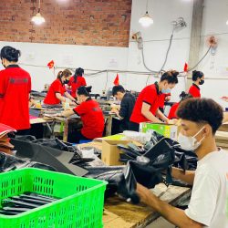 Xưởng sản xuất bóp da cao cấp trực tiếp tại xưởng