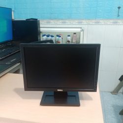 Bán màn hình vi tính Dell 17 icnh đã qua sd còn đẹp