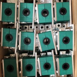 Đai ôm ống chữ U (U-bolt), Kẹp ống omega