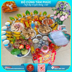 Gà và vịt trên mâm cúng: biểu tượng tâm linh và ý nghĩa sâu sắc