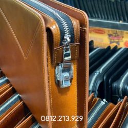 Xưởng Đồ Da Thời Trang Nam Giá Sỉ Tận Xưởng